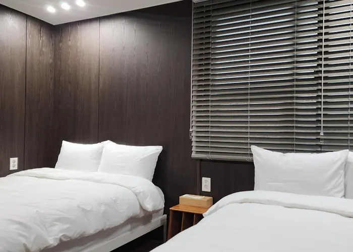 Check Apartment